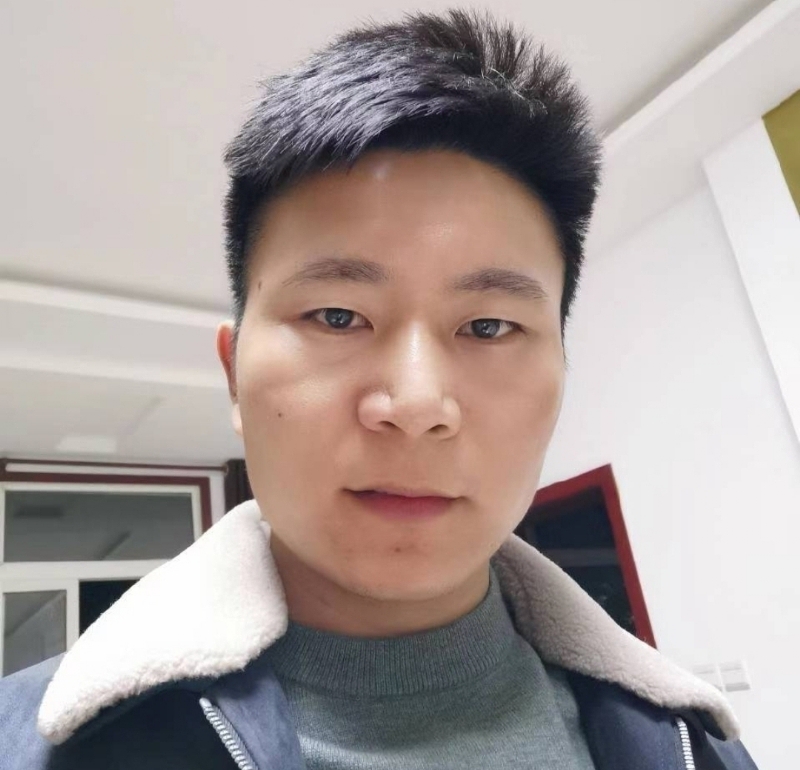 延峰的第一张照片--曲靖相亲服务中心