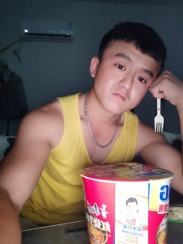 飞飞的第一张照片--曲靖相亲服务中心