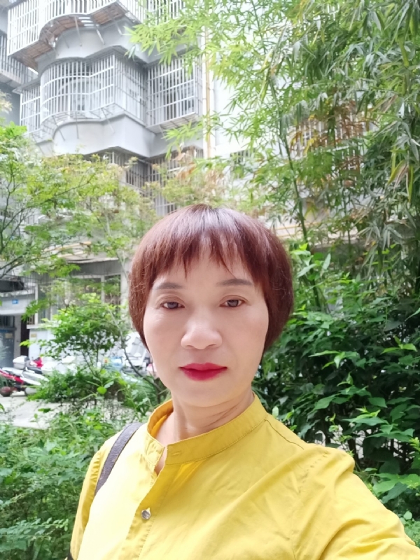 小瓶子的第二张照片--曲靖相亲服务中心