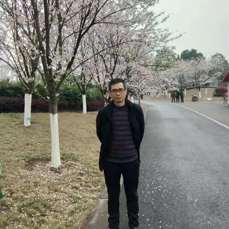痴心爱人的第一张照片--曲靖相亲服务中心