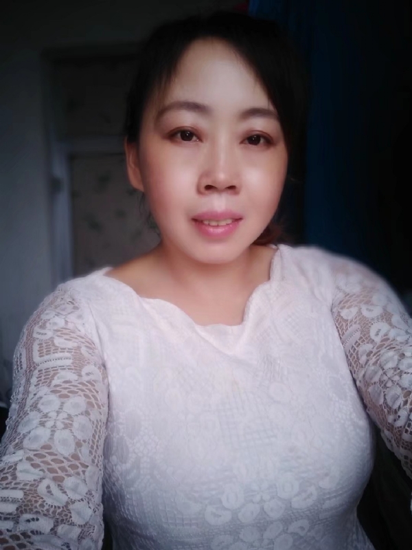 笑看人生的第一张照片--曲靖相亲服务中心