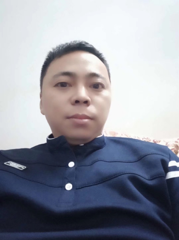 珍惜眼前人的第一张照片--曲靖相亲服务中心