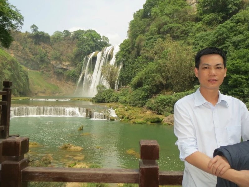 坚强芒果的第一张照片--曲靖相亲服务中心