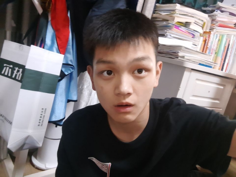 找人月的第一张照片--曲靖相亲服务中心