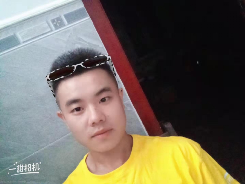 建国90周年的学渣的第一张照片--曲靖相亲服务中心