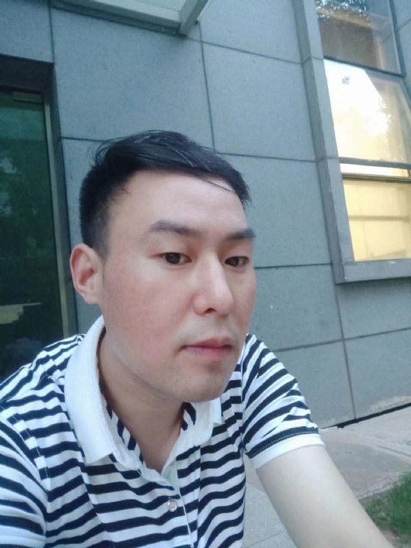 曙光的第一张照片--曲靖相亲服务中心
