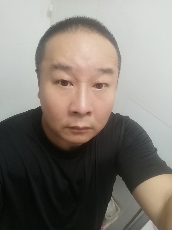一束光的第一张照片--曲靖相亲服务中心