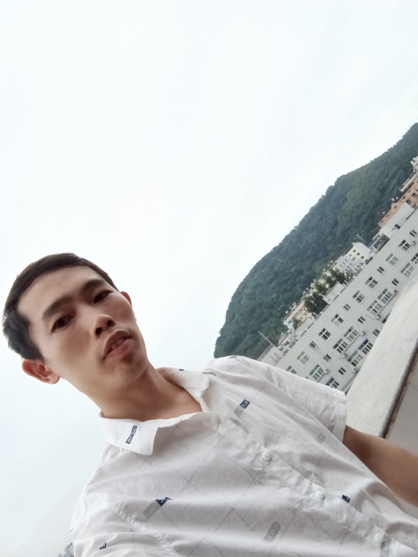 会飞的鱼的第一张照片--曲靖相亲服务中心