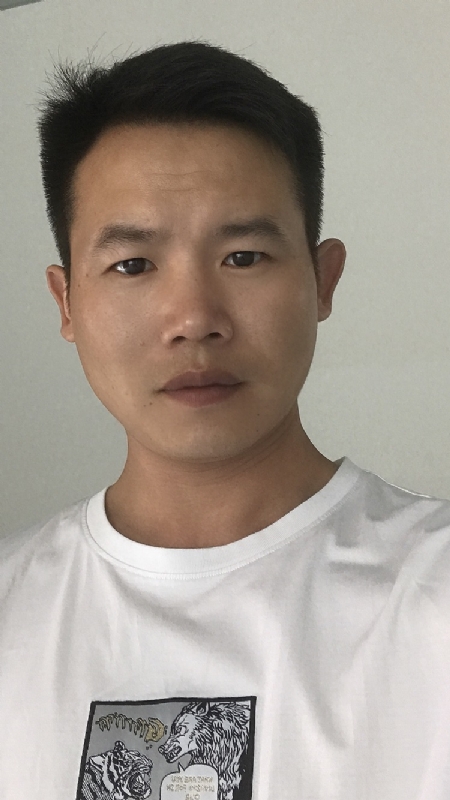 石头的第一张照片--曲靖相亲服务中心