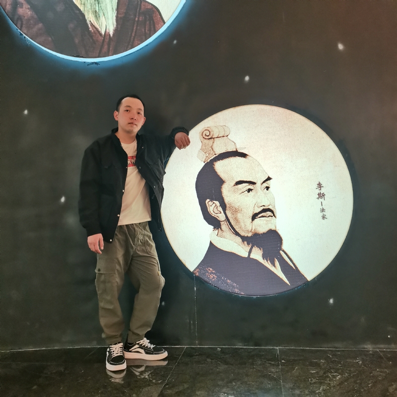 小灰灰的第三张照片--曲靖相亲服务中心