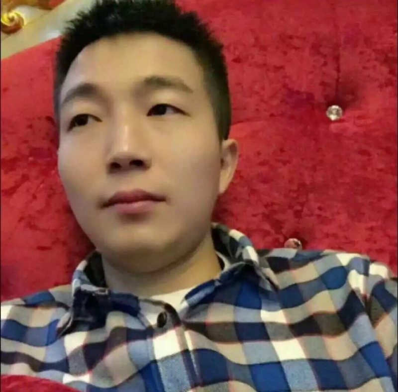 崩塌的信仰的第一张照片--曲靖相亲服务中心
