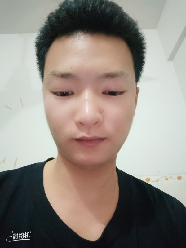 孤狼的第一张照片--曲靖相亲服务中心