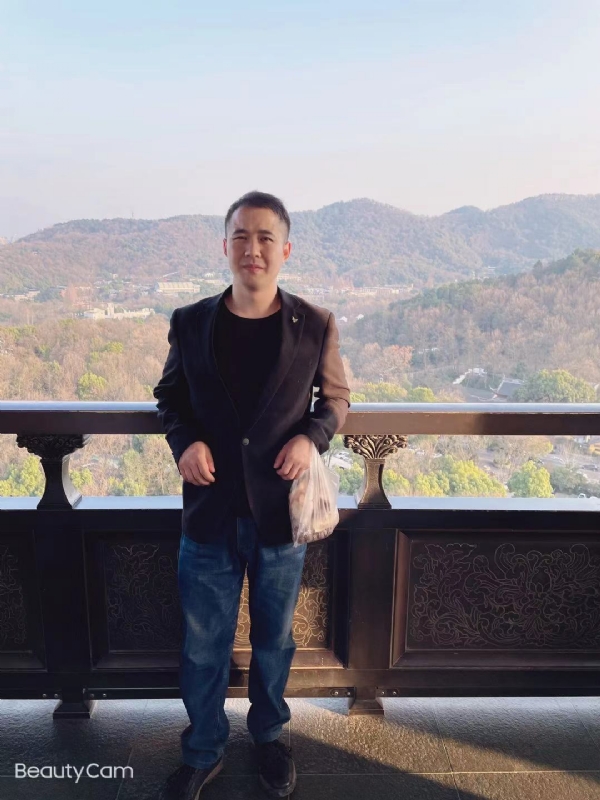 周周的第一张照片--曲靖相亲服务中心