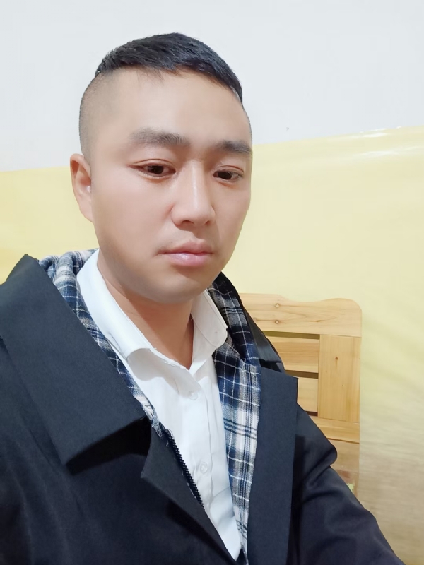 小天的第一张照片--曲靖相亲服务中心