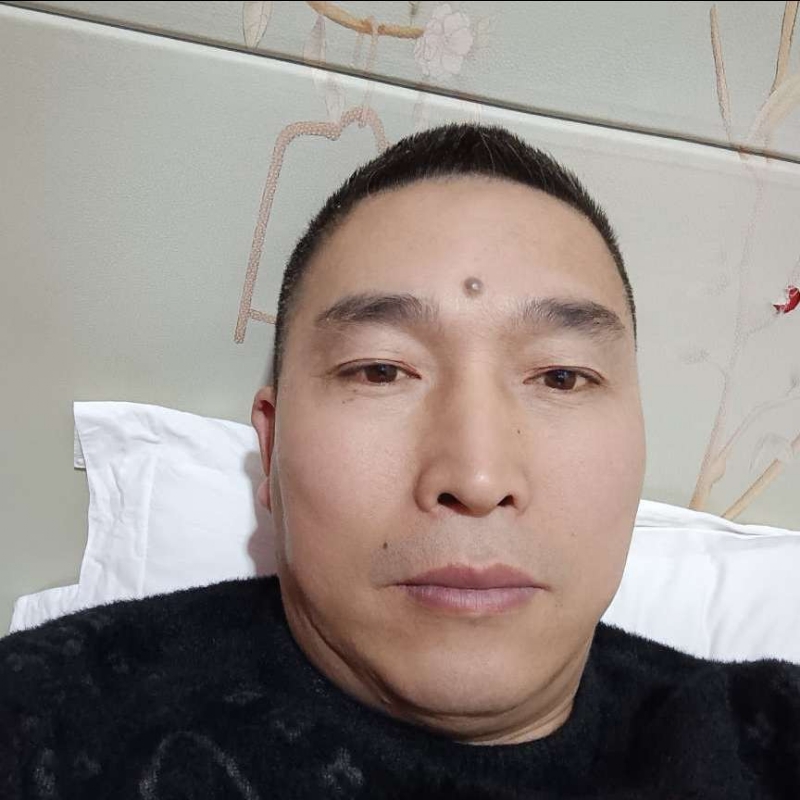 痴情男的第一张照片--曲靖相亲服务中心