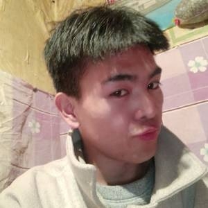 90后美少男的第二张照片--曲靖相亲服务中心