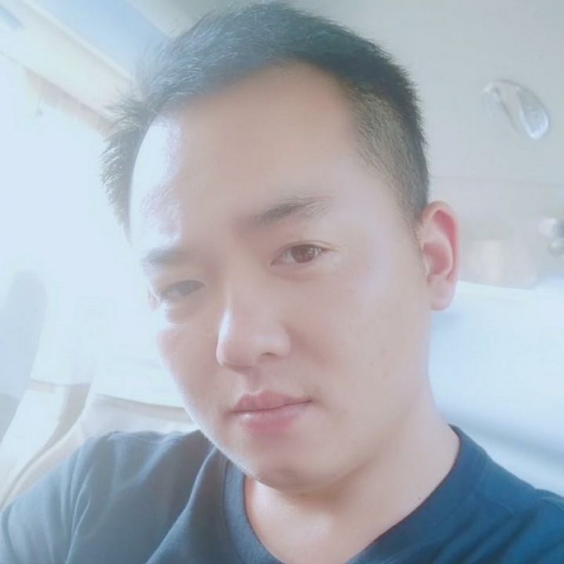 荒漠°的第一张照片--曲靖相亲服务中心