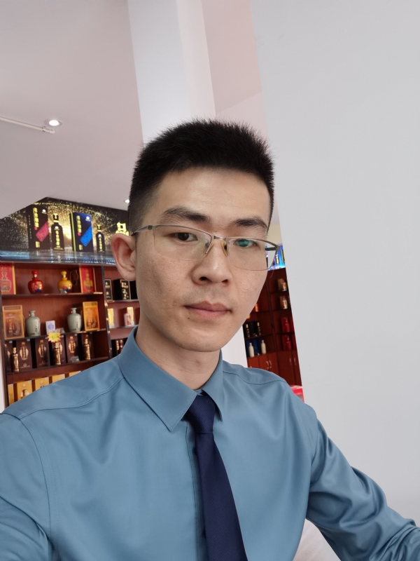 茅台老酒的第一张照片--曲靖相亲服务中心