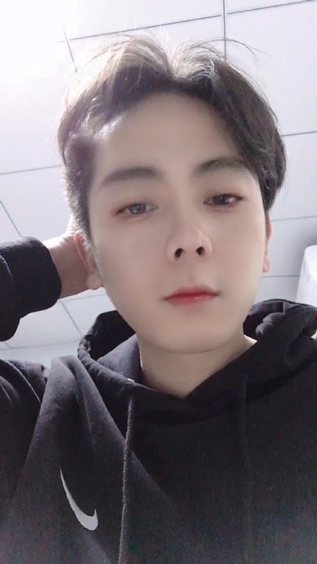 鹤枫的第一张照片--曲靖相亲服务中心