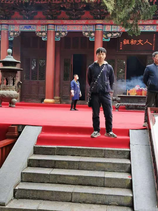 单身的小草的第三张照片--曲靖相亲服务中心