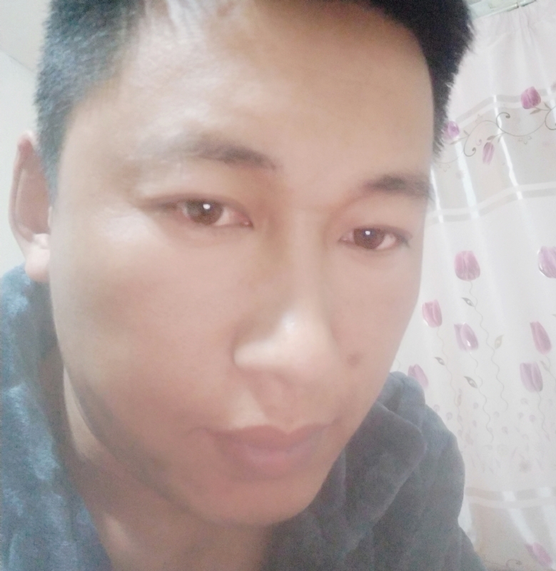 龙玉石缘的第一张照片--曲靖相亲服务中心