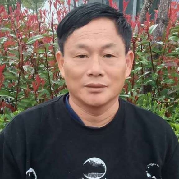 老黄牛的第一张照片--曲靖相亲服务中心