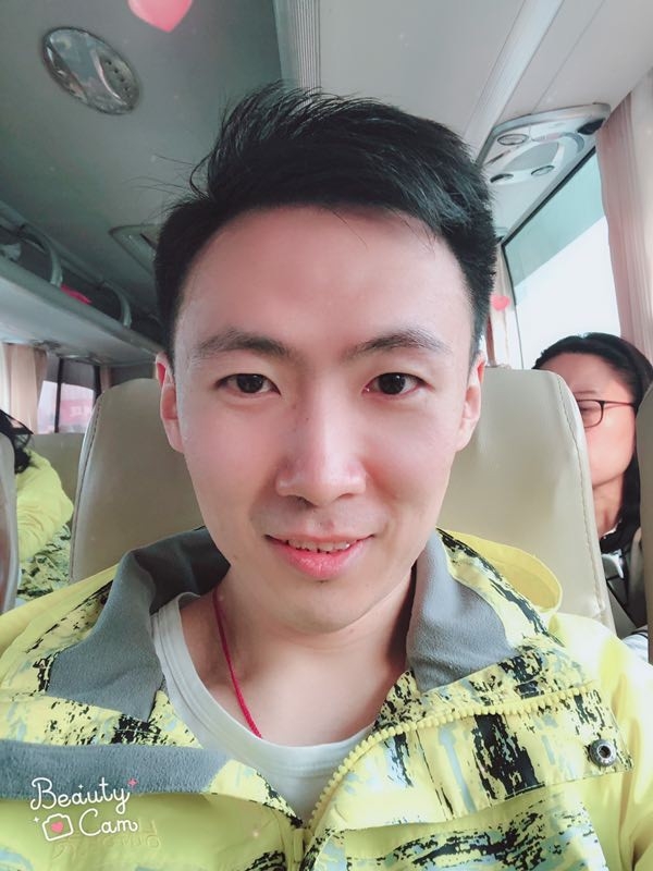 郭白白的第二张照片--曲靖相亲服务中心