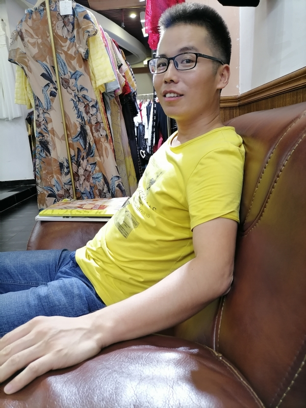 汪顺鹏的第二张照片--曲靖相亲服务中心