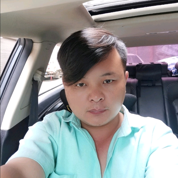 想家大黄蜂的第一张照片--曲靖相亲服务中心