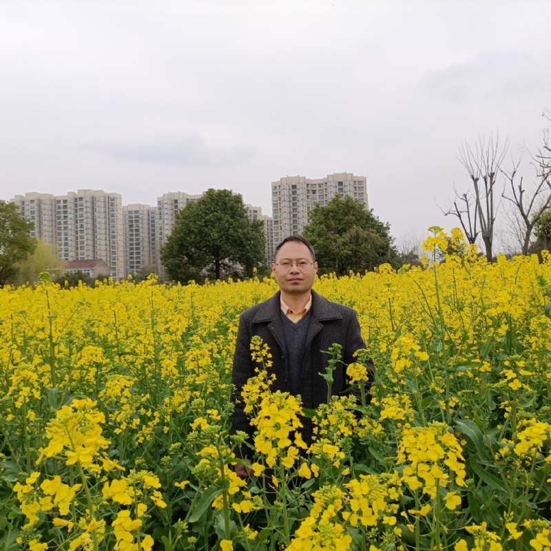 砺剑的第一张照片--曲靖相亲服务中心
