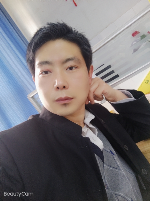 铜豌豆的第一张照片--曲靖相亲服务中心