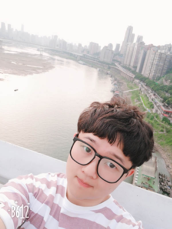 白夜行中人的第一张照片--曲靖相亲服务中心
