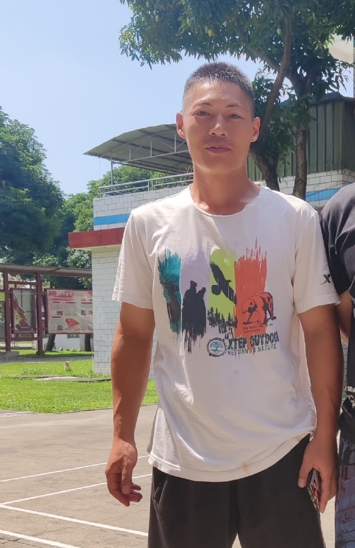 孤鹰的第一张照片--曲靖相亲服务中心