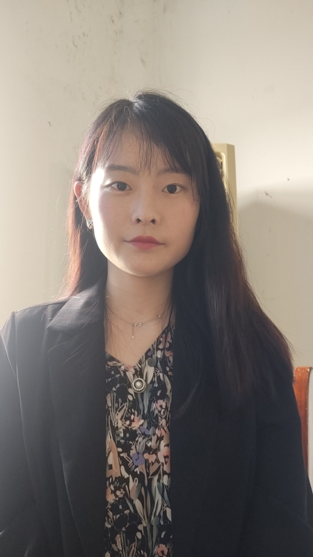 啾啾儿的第一张照片--曲靖相亲服务中心