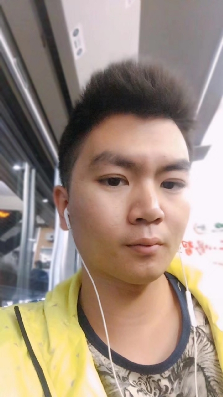 瑞泽的第一张照片--曲靖相亲服务中心