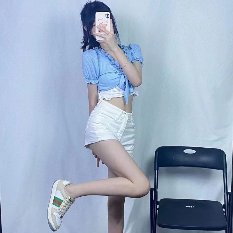 宝宝的第一张照片--曲靖相亲服务中心