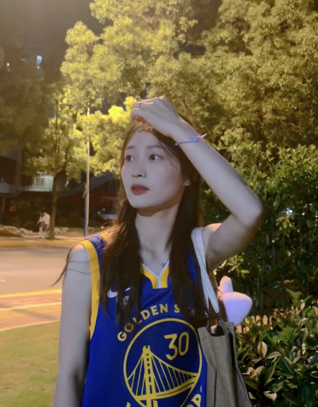 小趴菜的第三张照片--曲靖相亲服务中心