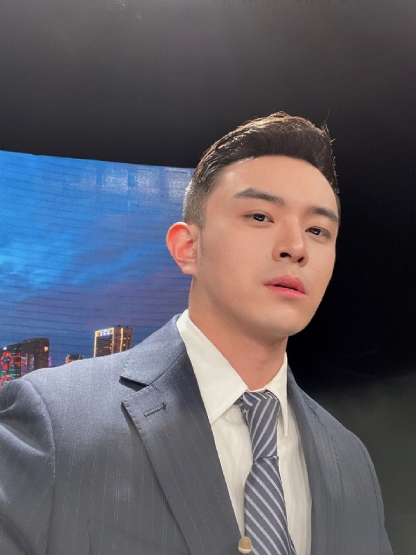 韩哥的第二张照片--曲靖相亲服务中心