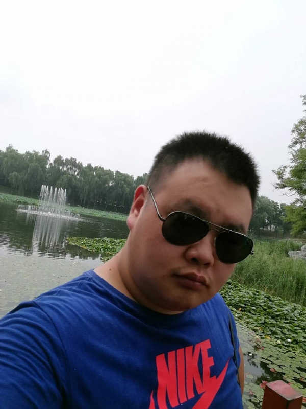 石头的第一张照片--曲靖相亲服务中心