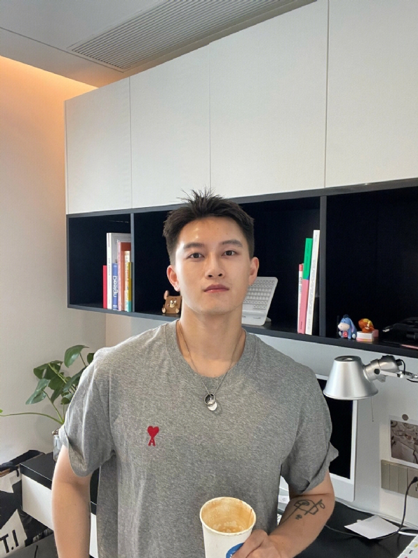 月光之下的第二张照片--曲靖相亲服务中心