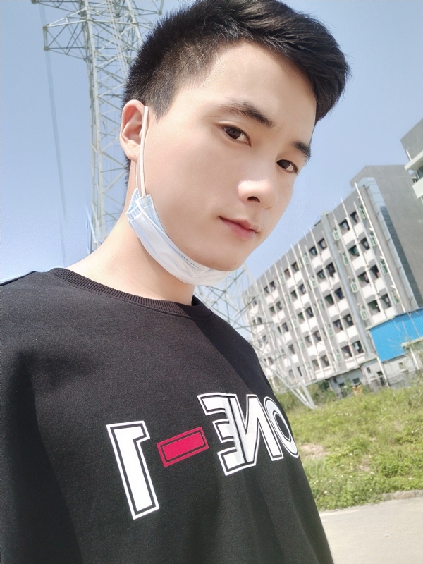 何凡的第一张照片--曲靖相亲服务中心