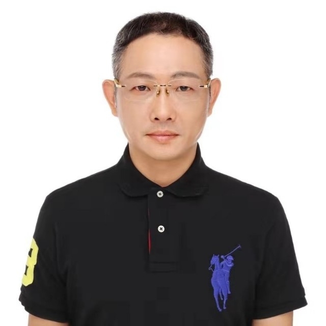 邱先森的第一张照片--曲靖相亲服务中心