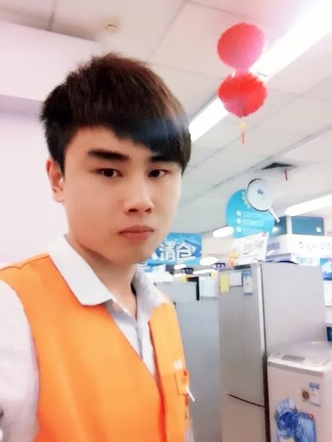 罗自强的第一张照片--曲靖相亲服务中心