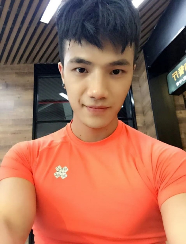 航航的第一张照片--曲靖相亲服务中心