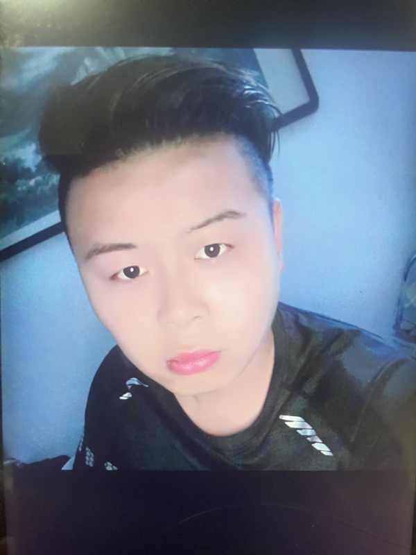 踏实森的第一张照片--曲靖相亲服务中心