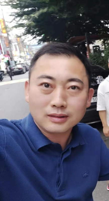 李龙的第一张照片--曲靖相亲服务中心
