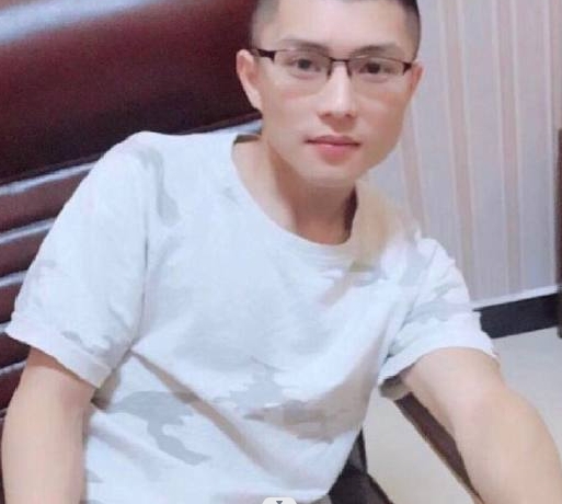 辉辉辉的第一张照片--曲靖相亲服务中心