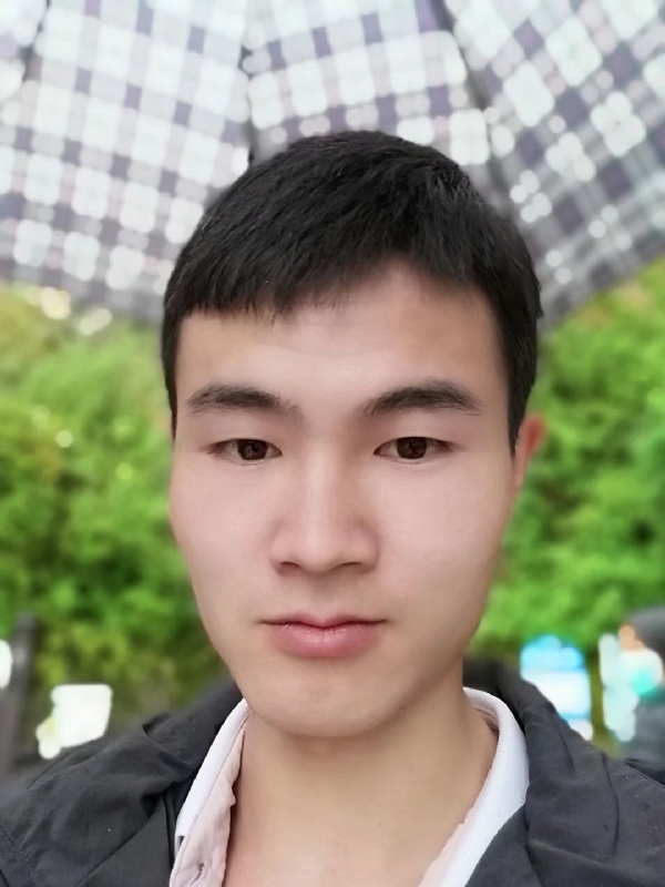 阳光男孩的第六张照片--曲靖相亲服务中心