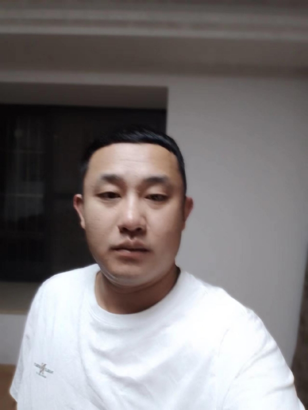 魔尊的第一张照片--曲靖相亲服务中心