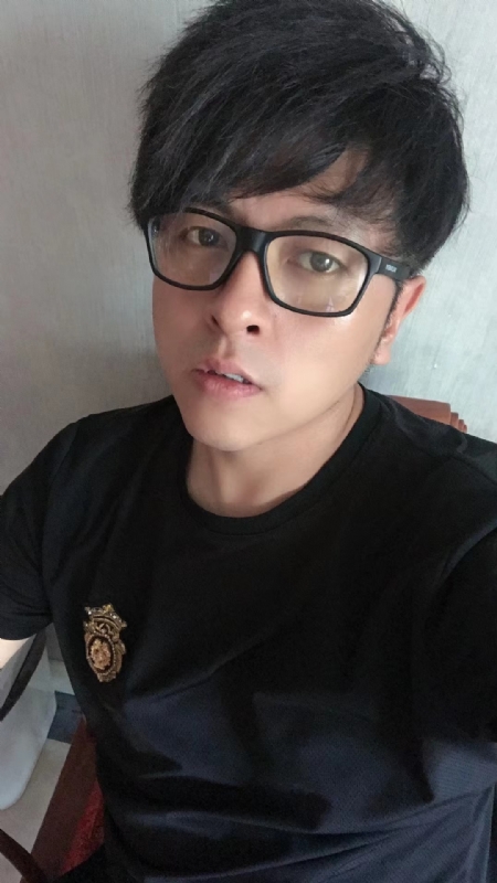 爱你永远不容易的第一张照片--曲靖相亲服务中心